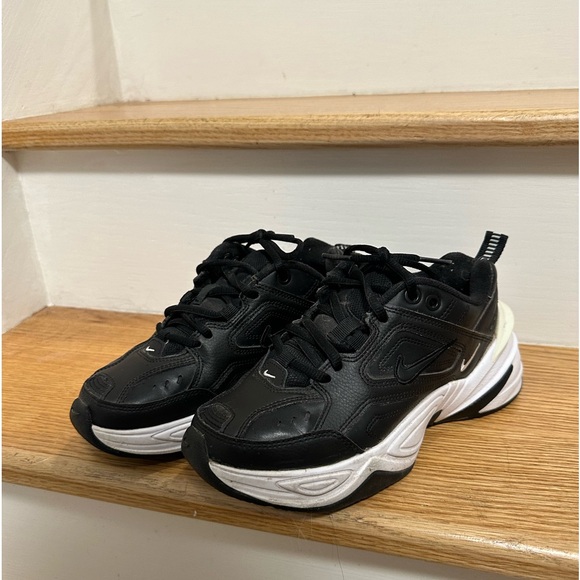 nike shoes - Picture 6 of 7